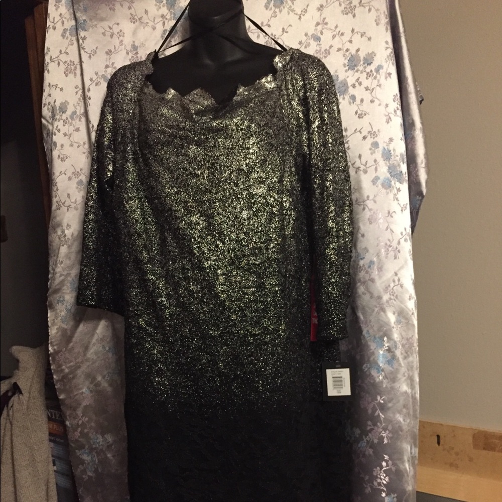 Short formal dress